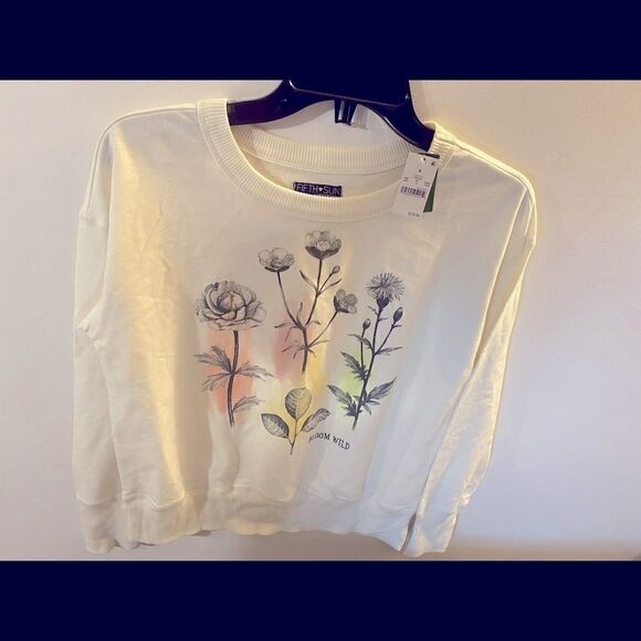 🛍Fifth Sun Top Bloom Wild Graphic Flower 🌸 Crewneck Sweatshirt Size: Small - Picture 1 of 6